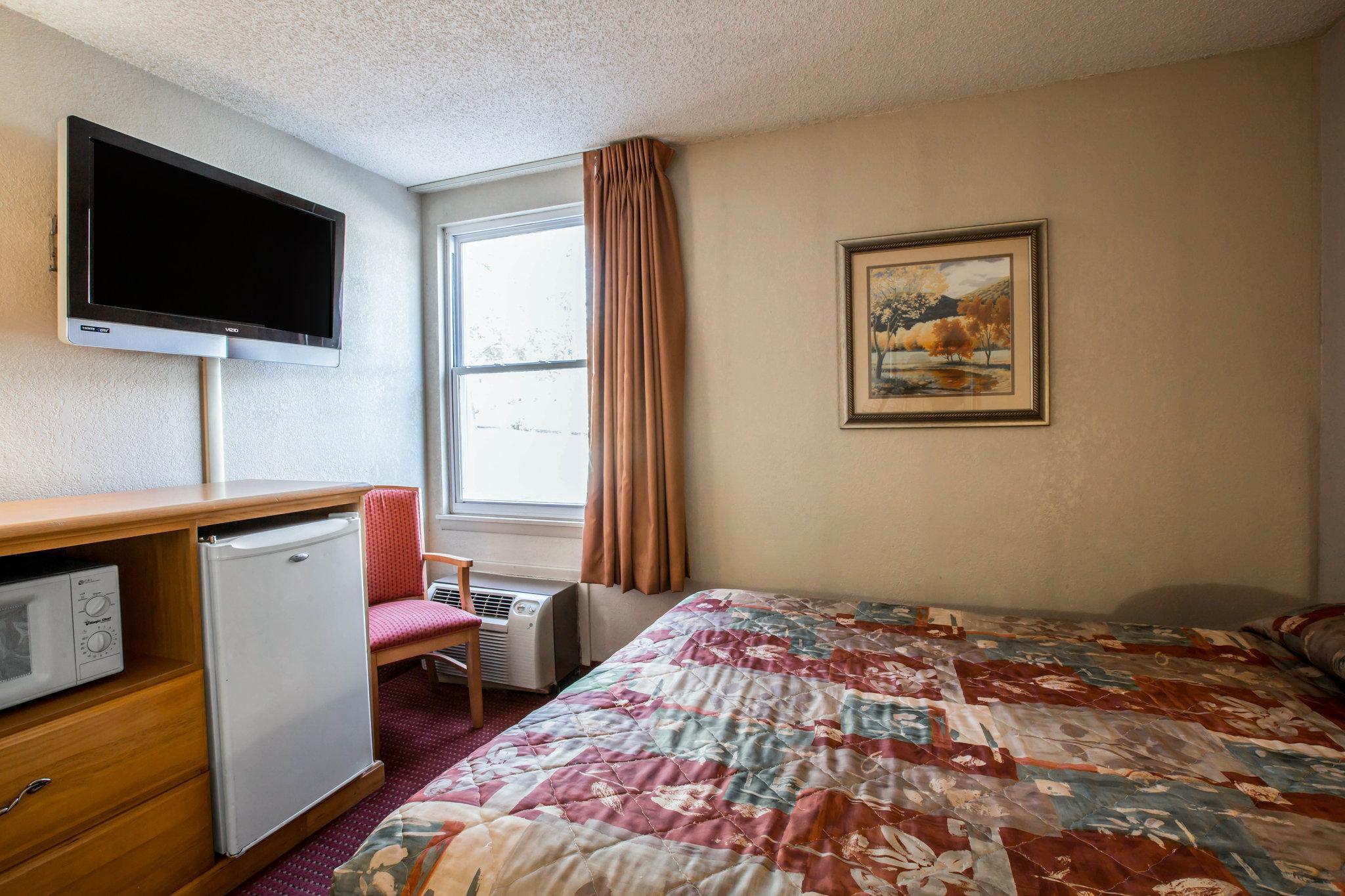 Rodeway Inn Asheville Extérieur photo