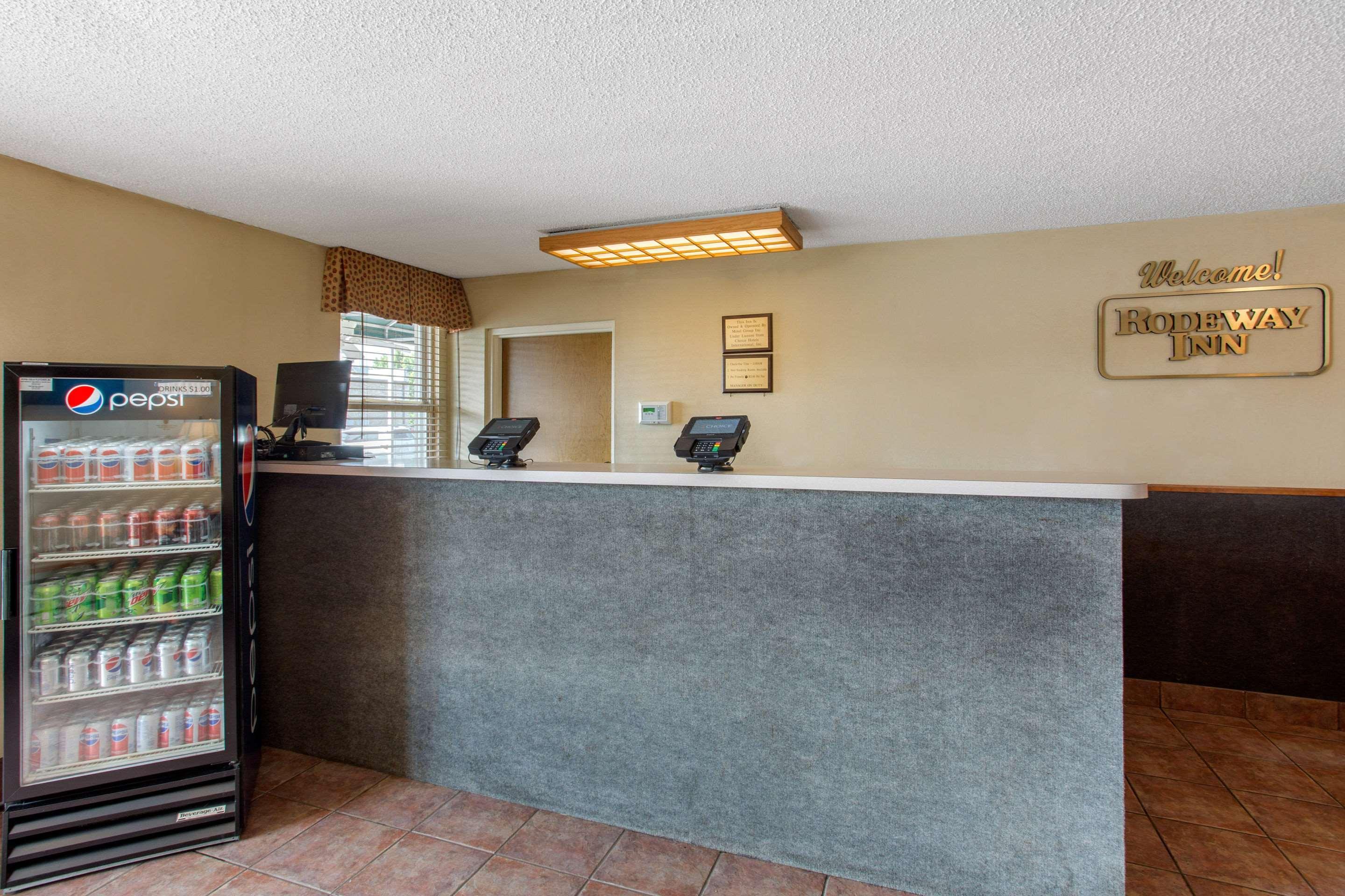 Rodeway Inn Asheville Extérieur photo