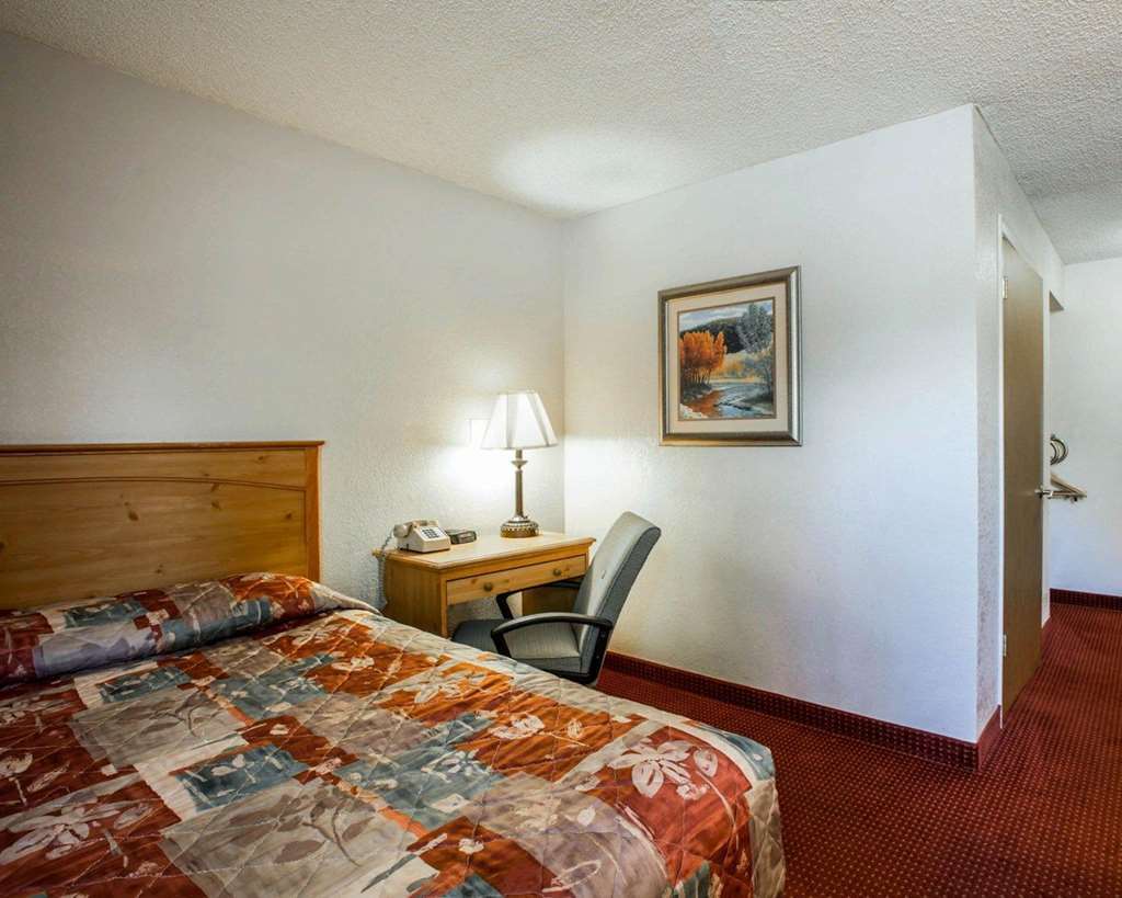 Rodeway Inn Asheville Chambre photo